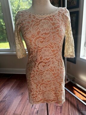 Free day lace dress in cream and pink